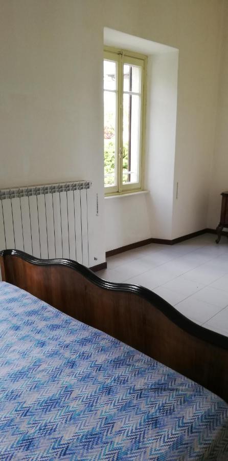 Residenza Santa Valeria Hotel Caglio Ngoại thất bức ảnh