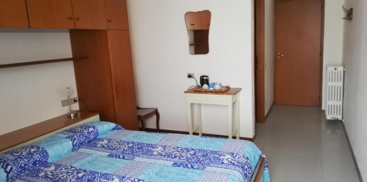 Residenza Santa Valeria Hotel Caglio Ngoại thất bức ảnh